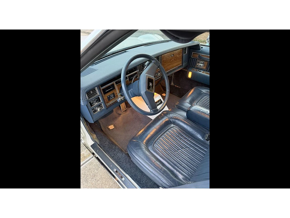1982 Cadillac Seville - Image 10 of 20