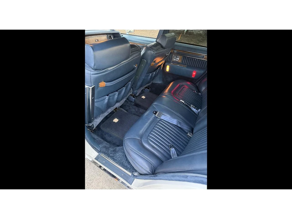 1982 Cadillac Seville - Image 14 of 20