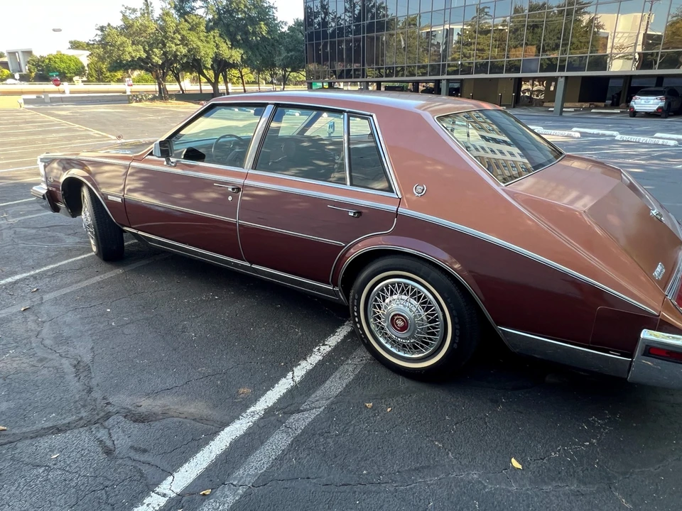 1982 Cadillac Seville - Image 18 of 31
