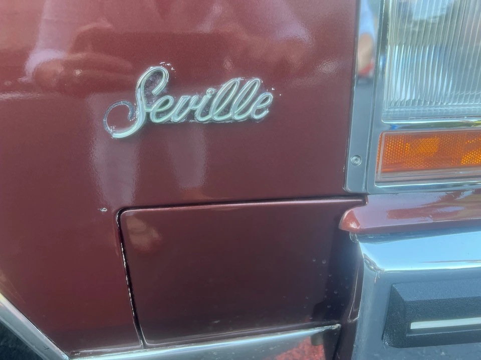 1982 Cadillac Seville - Image 23 of 31