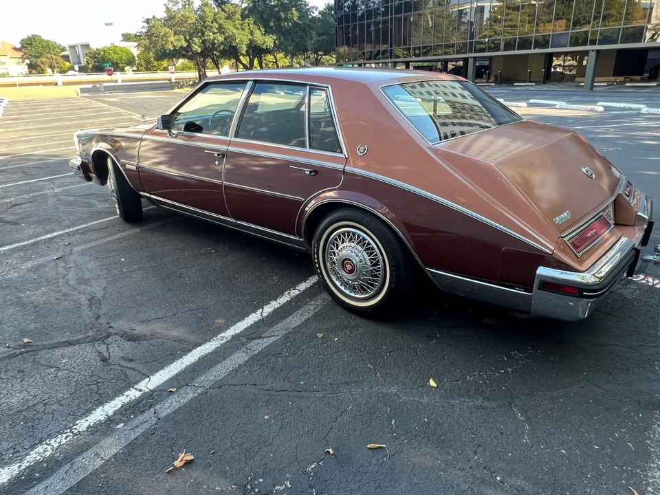1982 Cadillac Seville - Image 8 of 31
