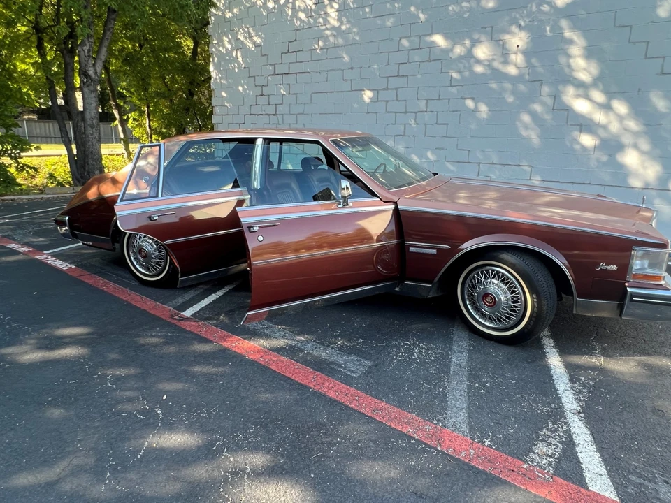 1982 Cadillac Seville - Image 13 of 31