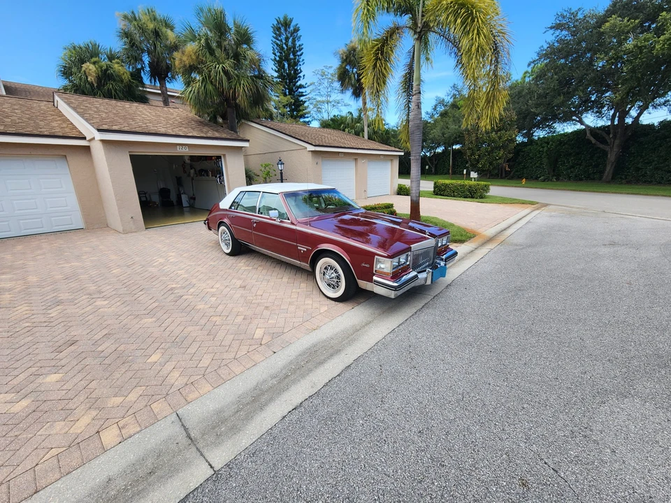 1982 Cadillac Seville - Image 27 of 31