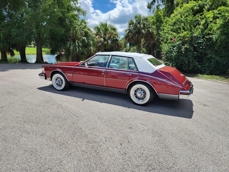 1982 Cadillac Seville - Image 21 of 31