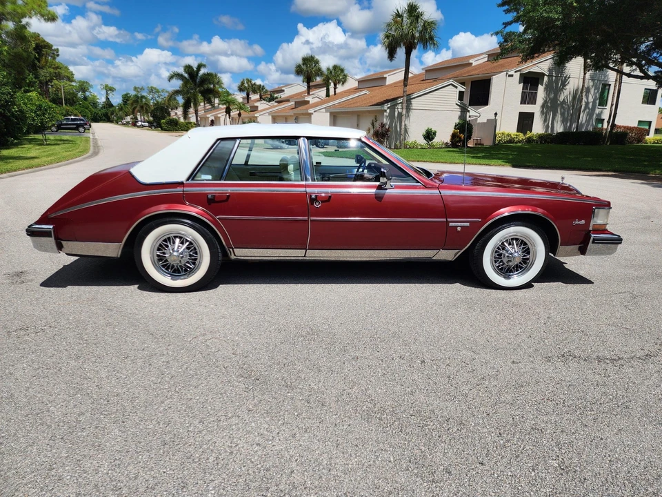 1982 Cadillac Seville - Image 14 of 31