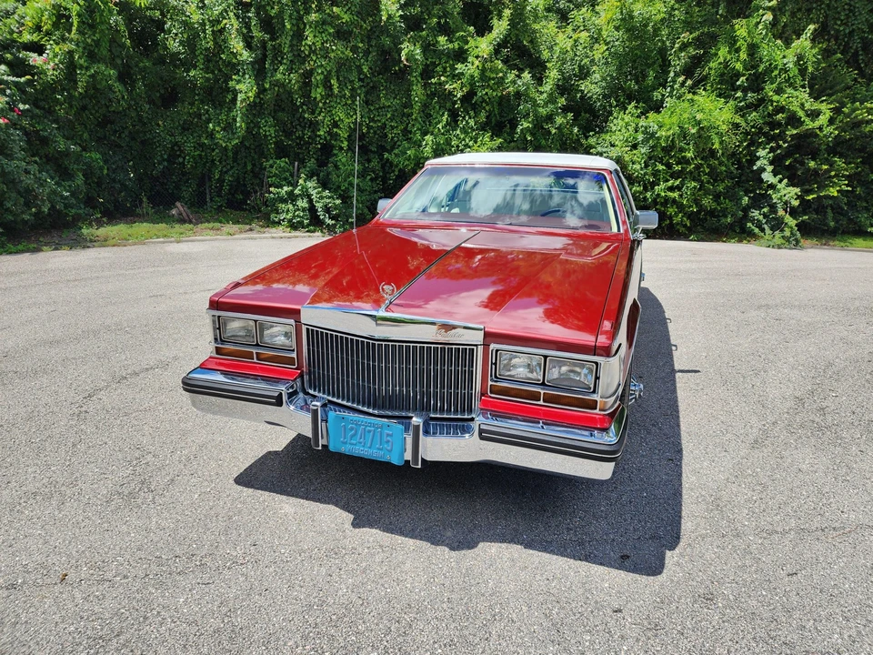 1982 Cadillac Seville - Image 9 of 31