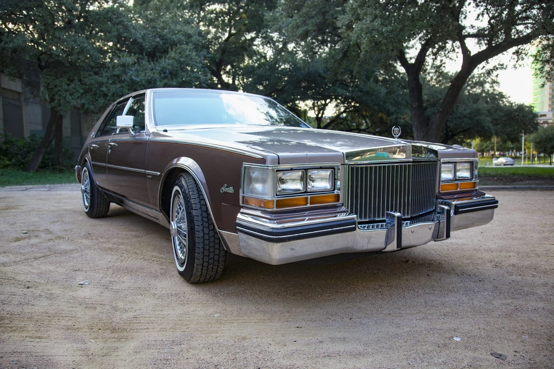 1982 Cadillac Seville - Image 20 of 31
