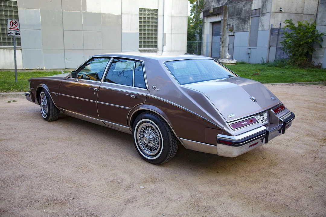 1982 Cadillac Seville - Image 10 of 31