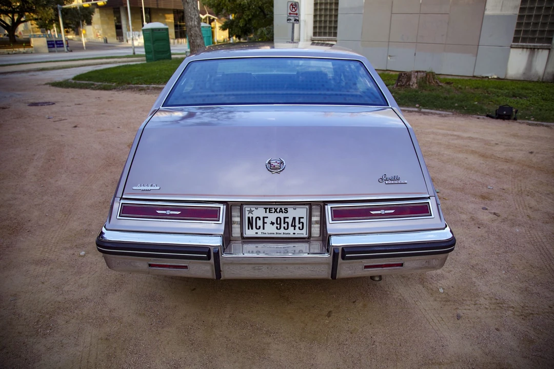 1982 Cadillac Seville - Image 12 of 31