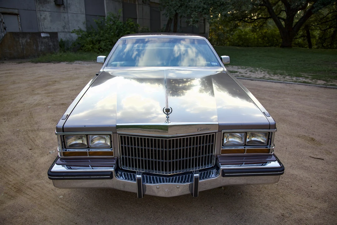 1982 Cadillac Seville - Image 21 of 31