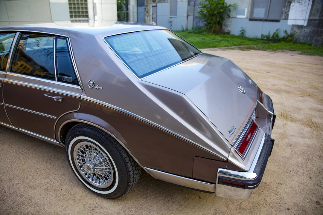 1982 Cadillac Seville - Image 29 of 31