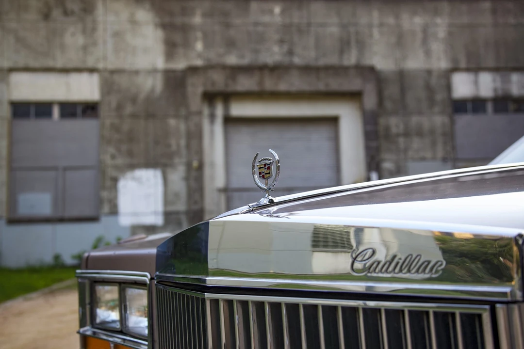 1982 Cadillac Seville - Image 23 of 31