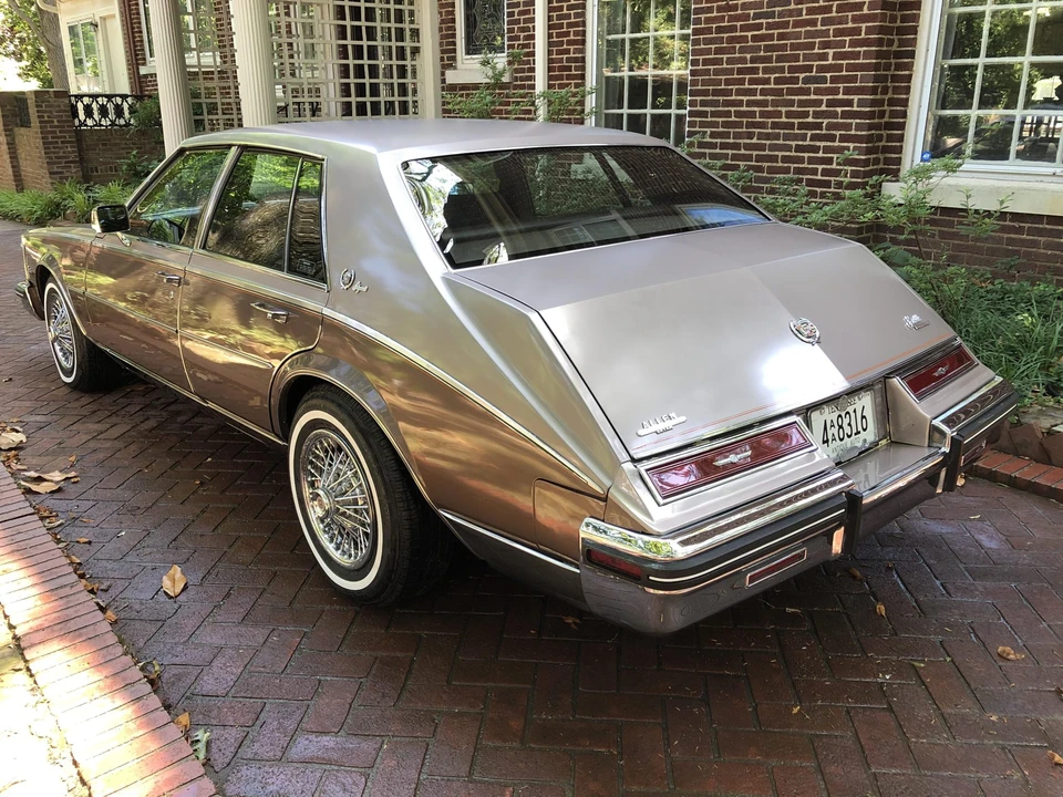 1982 Cadillac Seville - Image 5 of 31