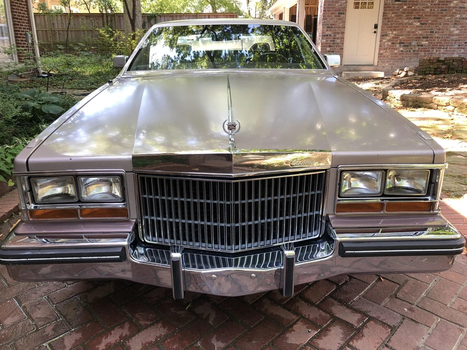 1982 Cadillac Seville - Image 10 of 31