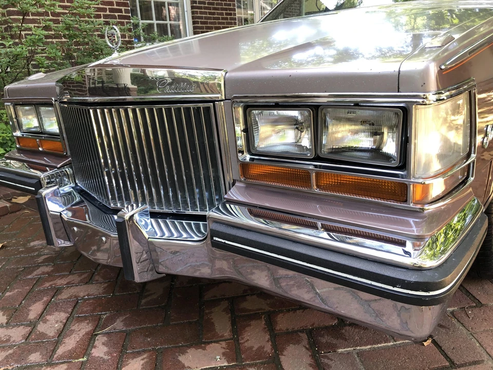 1982 Cadillac Seville - Image 12 of 31