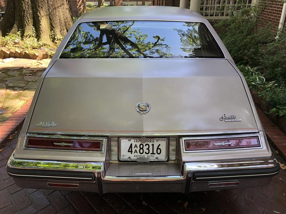 1982 Cadillac Seville - Image 6 of 31