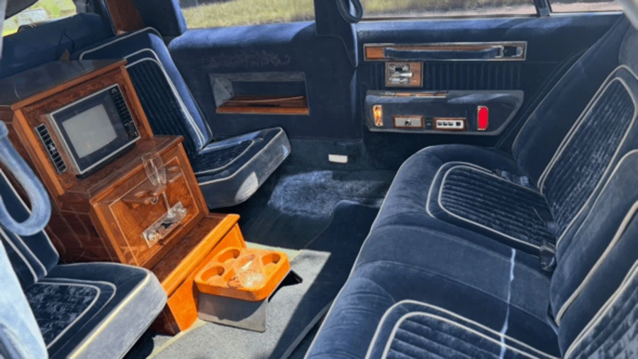 1982 Cadillac Seville - Image 2 of 4
