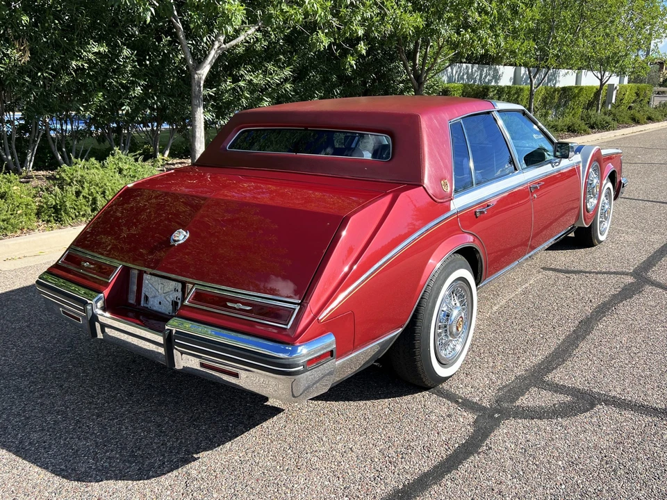 1982 Cadillac Seville - Image 11 of 31