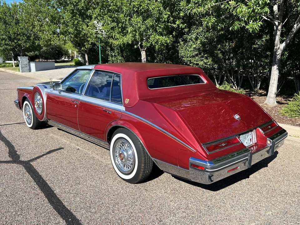 1982 Cadillac Seville - Image 17 of 31