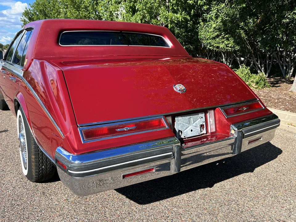 1982 Cadillac Seville - Image 26 of 31