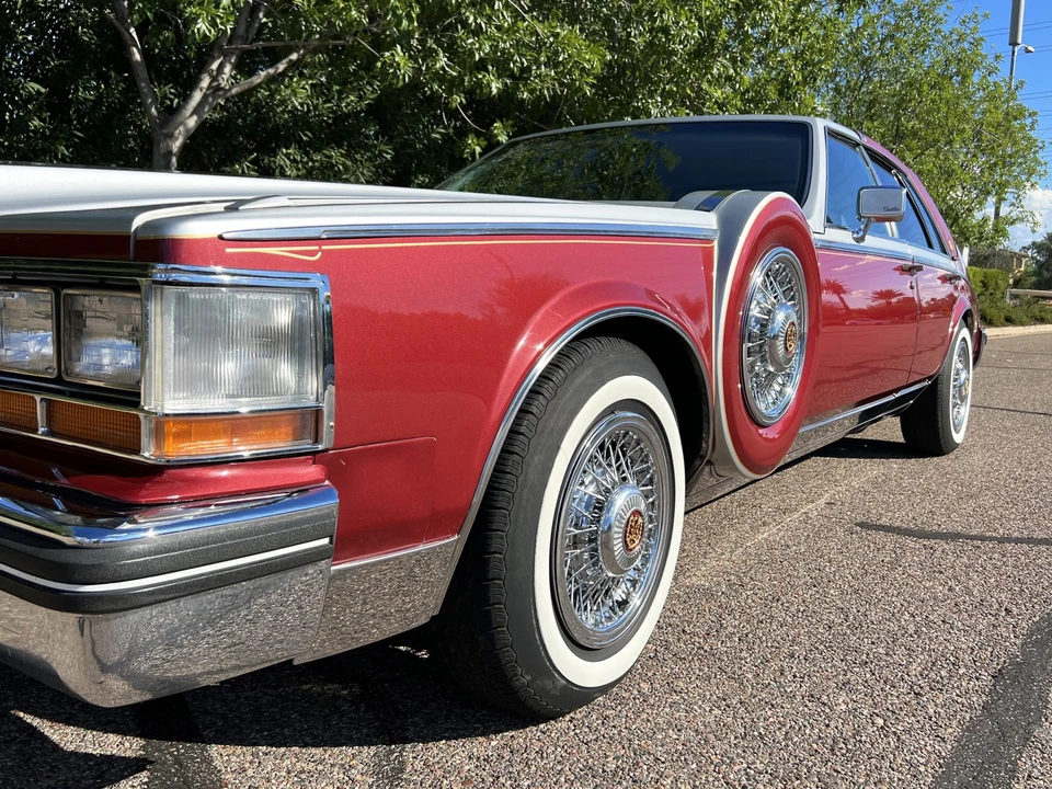 1982 Cadillac Seville - Image 22 of 31