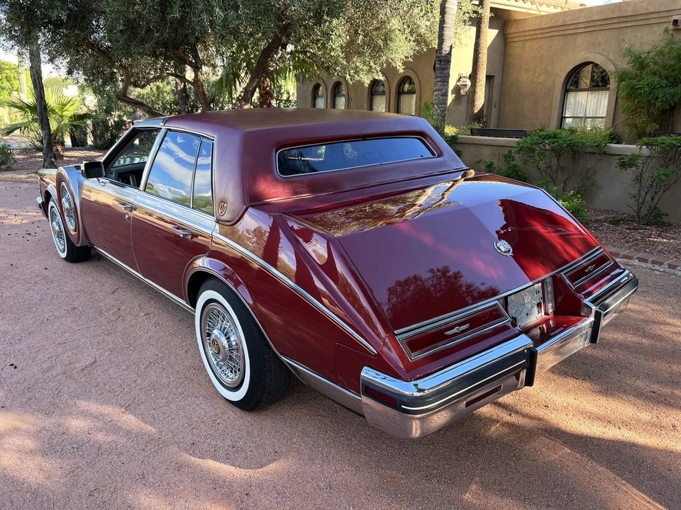 1982 Cadillac Seville - Image 21 of 31