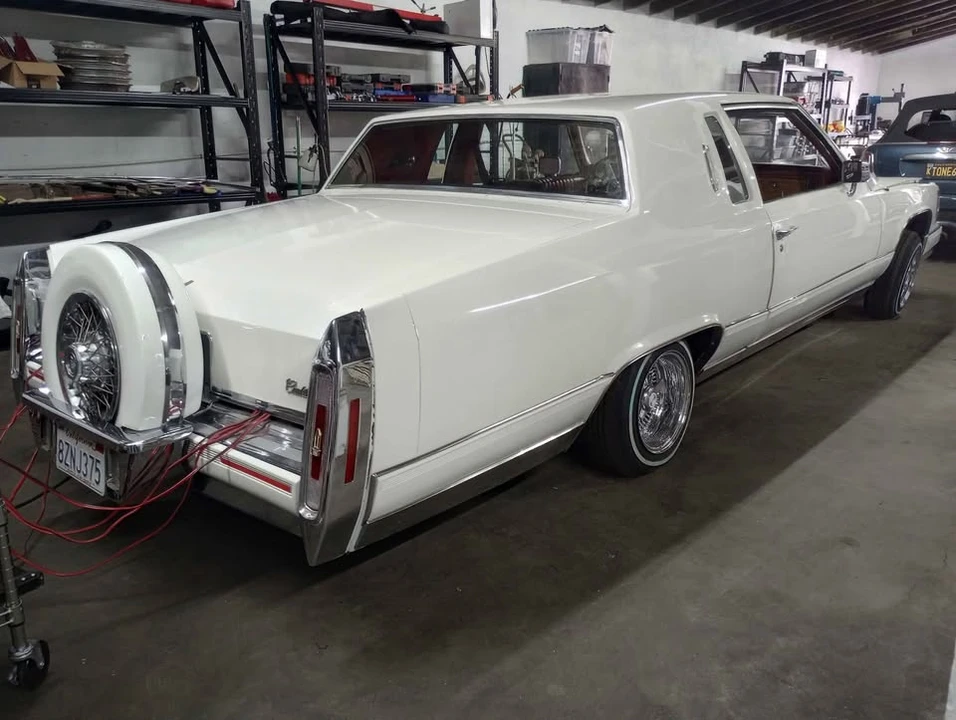 1982 Cadillac DeVille 5th Gen - Image 7 of 8