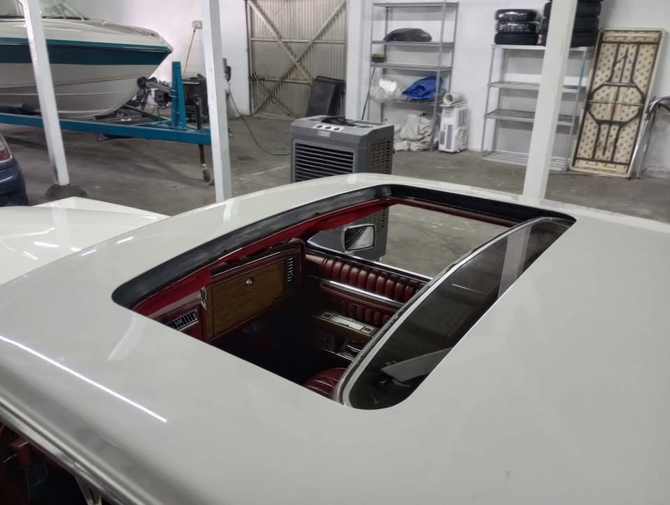 1982 Cadillac DeVille 5th Gen - Image 2 of 8