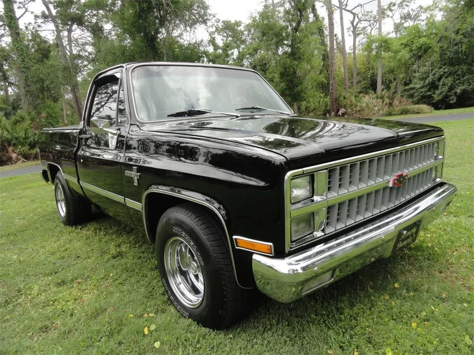 1982 Chevrolet C/K 3rd Gen - Image 2 of 26