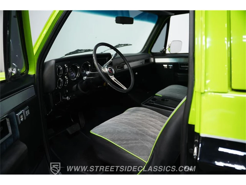 1982 Chevrolet K5 Blazer 2nd Gen - Image 2 of 31