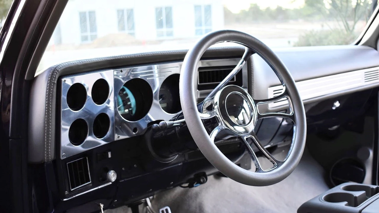 1982 Chevrolet K5 Blazer 2nd Gen - Image 8 of 24