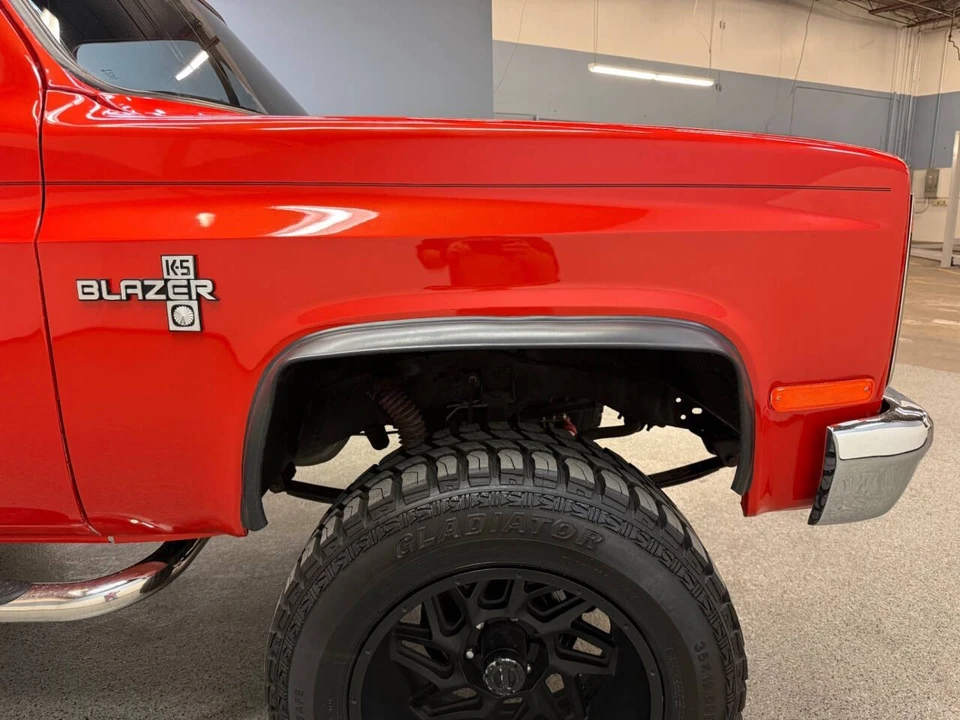 1982 Chevrolet K5 Blazer 2nd Gen - Image 11 of 12
