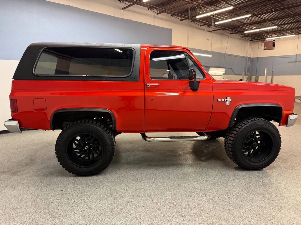 1982 Chevrolet K5 Blazer 2nd Gen - Image 9 of 21