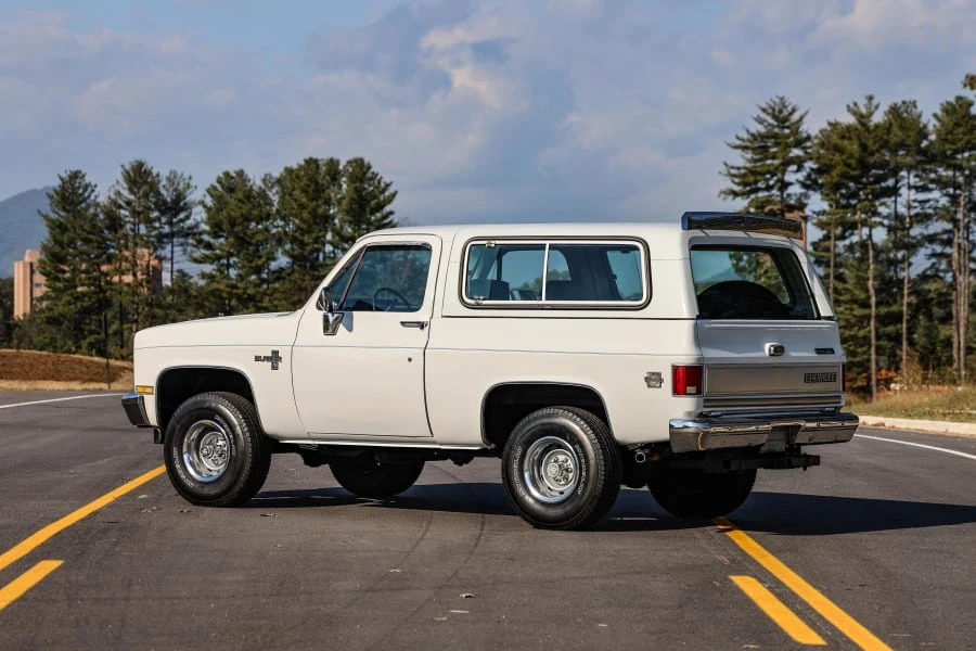 1982 Chevrolet K5 Blazer 2nd Gen - Image 2 of 31