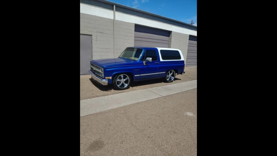 1982 Chevrolet K5 Blazer 2nd Gen - Image 2 of 12