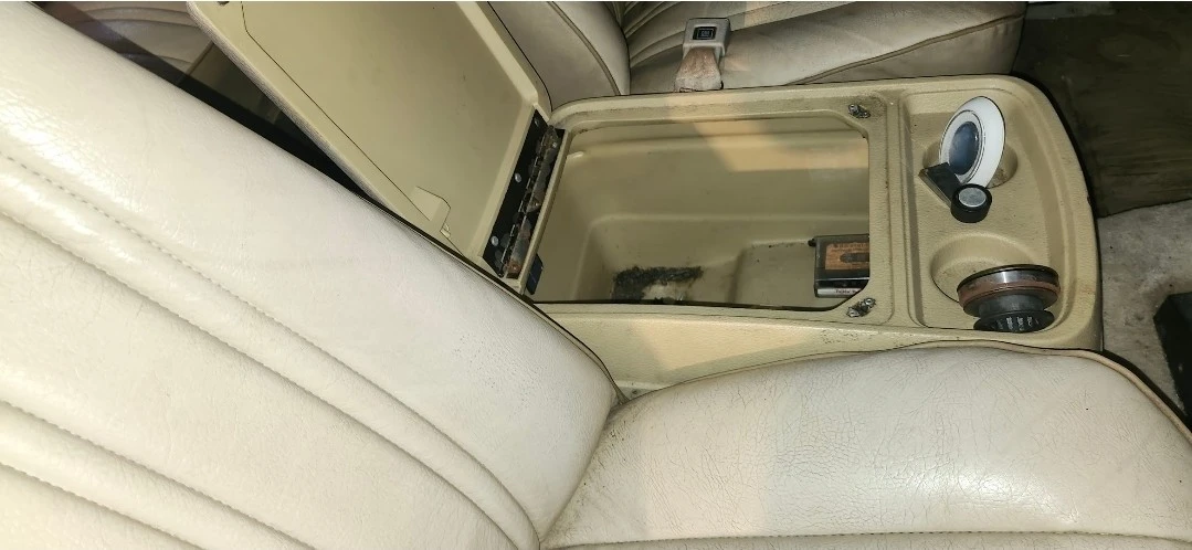 1982 Chevrolet K5 Blazer 2nd Gen - Image 9 of 10