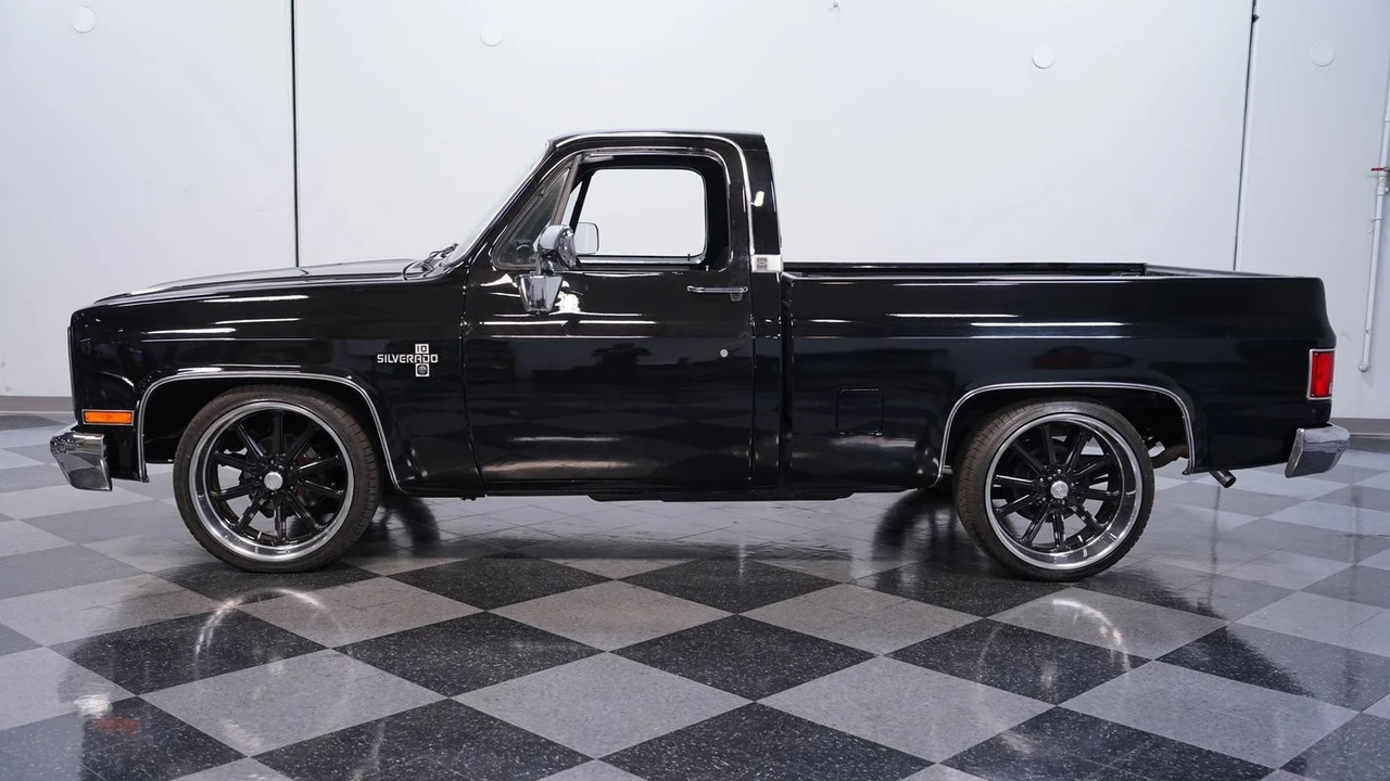 1982 Chevrolet C/K 3rd Gen - Image 2 of 12