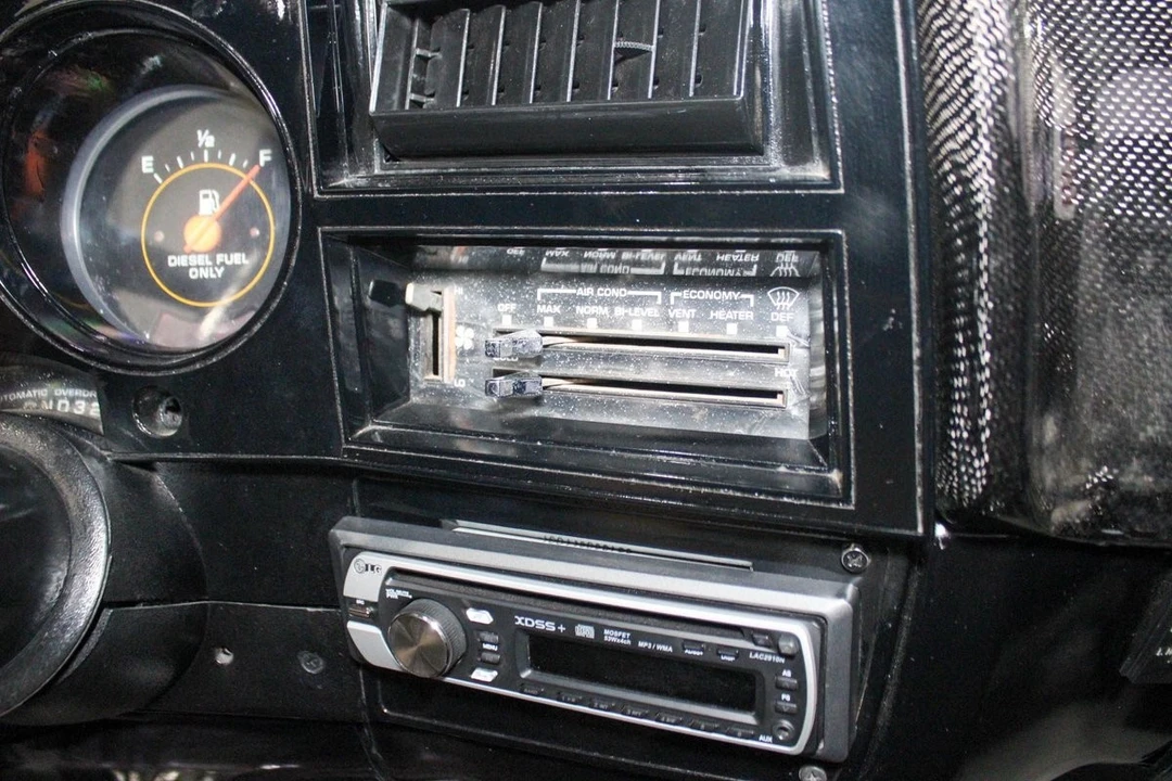 1982 Chevrolet C/K 3rd Gen - Image 13 of 21