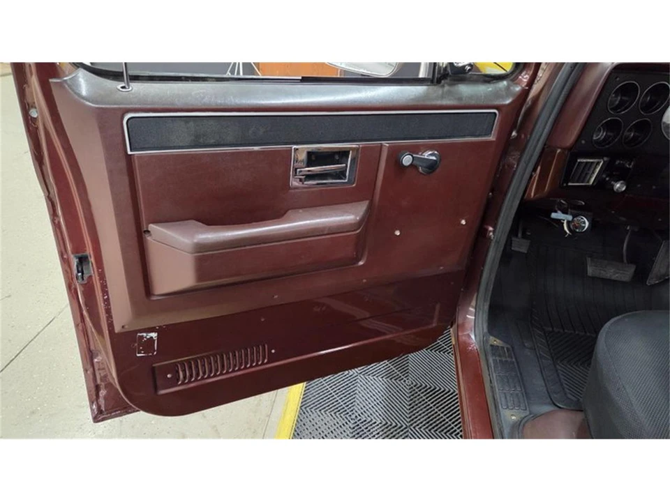 1982 Chevrolet C/K 3rd Gen - Image 20 of 31