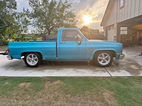 1982 Chevrolet C10 Resto