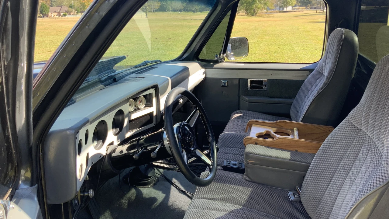 1982 Chevrolet C/K 3rd Gen - Image 3 of 31
