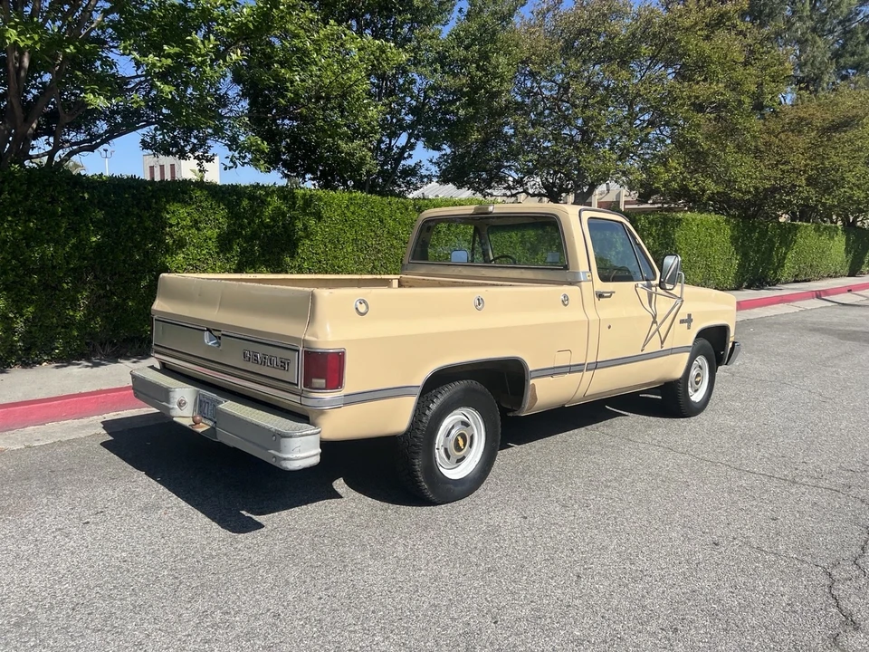 1982 Chevrolet C/K 3rd Gen - Image 3 of 21