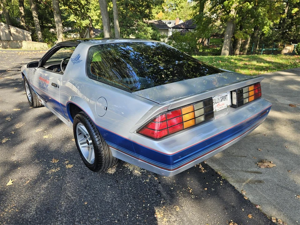 1982 Chevrolet Camaro 3rd Gen - Image 9 of 31