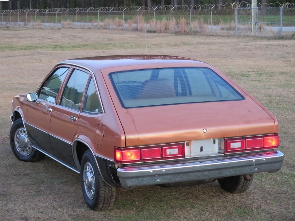1982 Chevrolet - Image 2 of 4