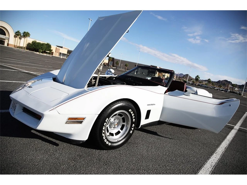 1982 Chevrolet Corvette C3 - Image 17 of 21