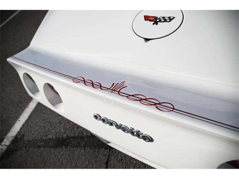 1982 Chevrolet Corvette C3 - Image 16 of 21
