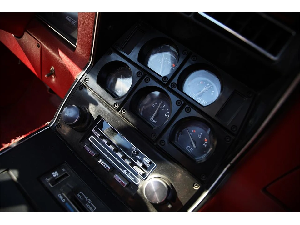1982 Chevrolet Corvette C3 - Image 14 of 21