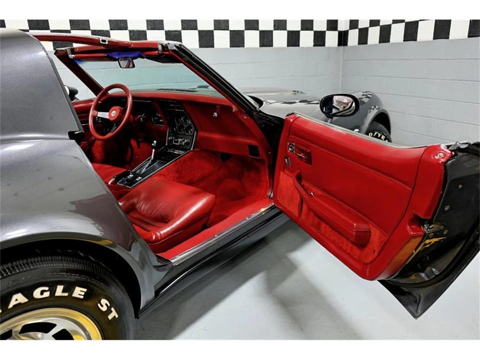 1982 Chevrolet Corvette C3 - Image 14 of 31