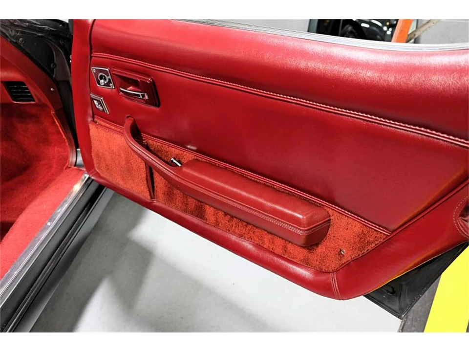 1982 Chevrolet Corvette C3 - Image 15 of 31