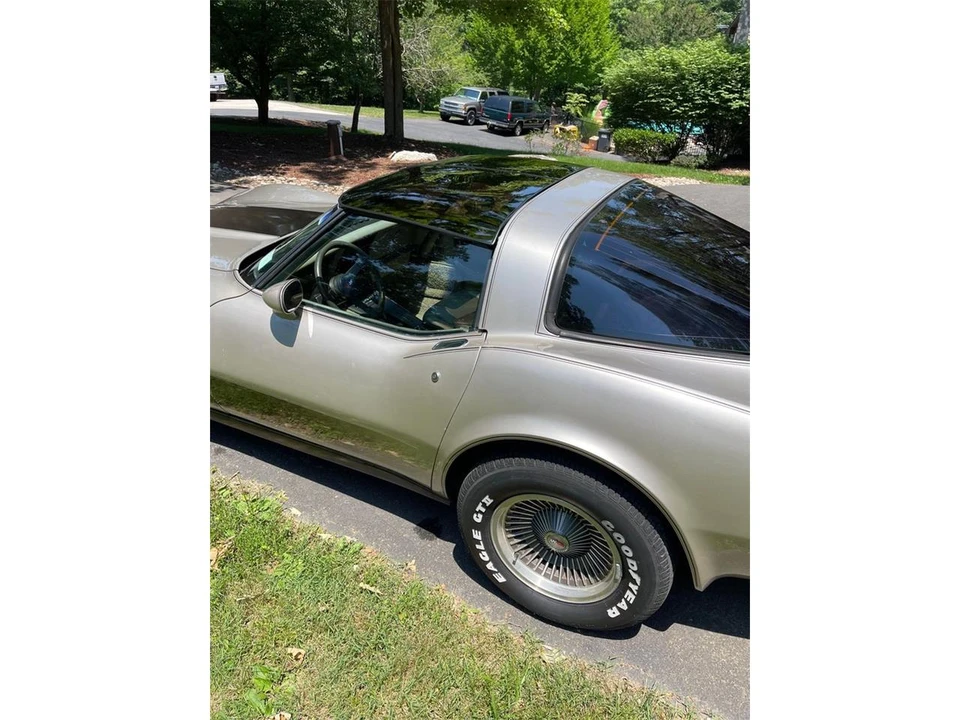 1982 Chevrolet Corvette C3 - Image 9 of 31